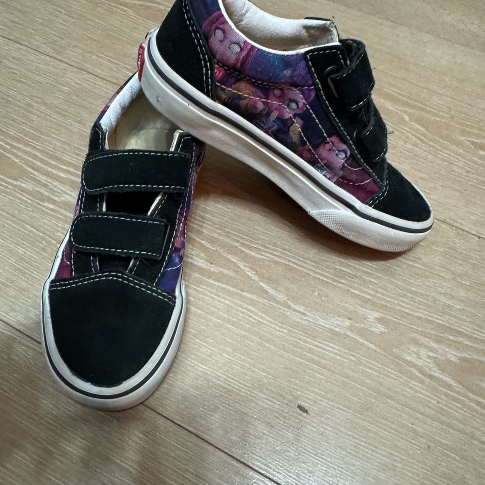 Vans K pop demon hunters Huntrix kids Sneakers